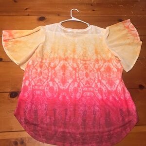 Concepts top, size Large, multi colored white, yellow, orange, coral,pinks.